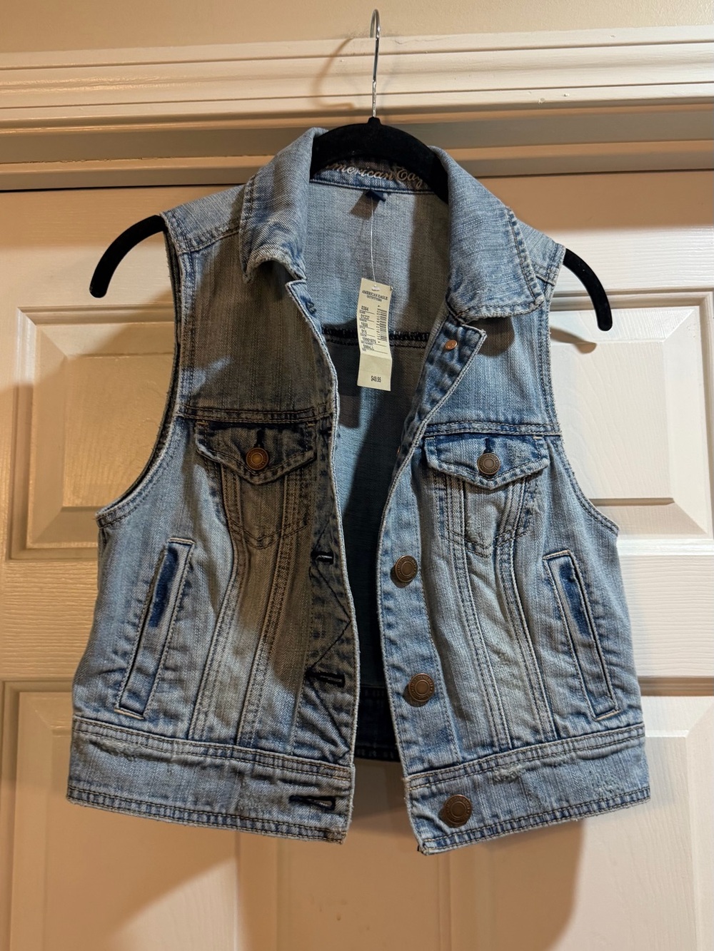 American Eagle #nwt Classic Light Blue Denim Vest - Women’s Sleeveless Jacket